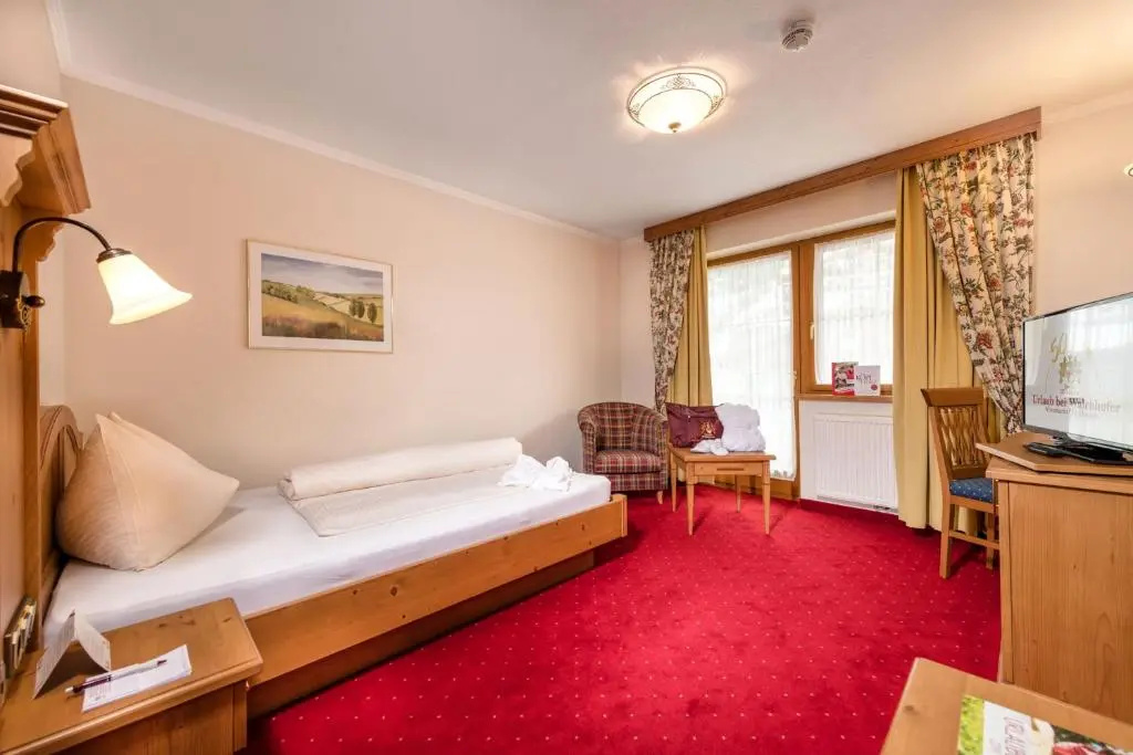 Familotel Zauchenseehof - Chambres