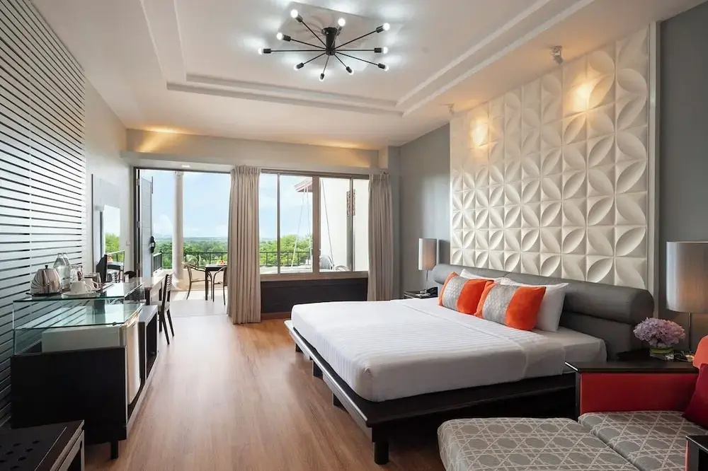 Deluxe room with balcony