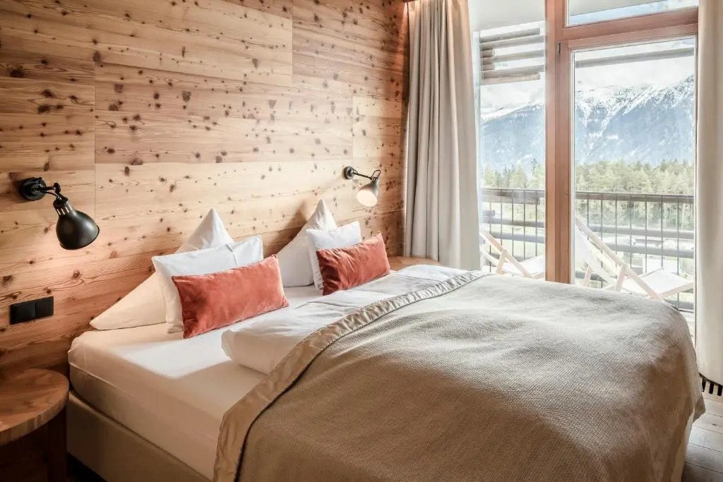 Luxury Suite with balcony