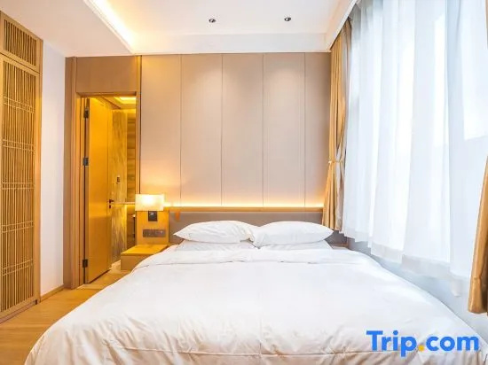 4 Bedrooms Villa
