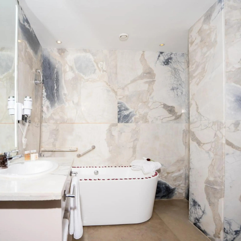 Hotel photo 32