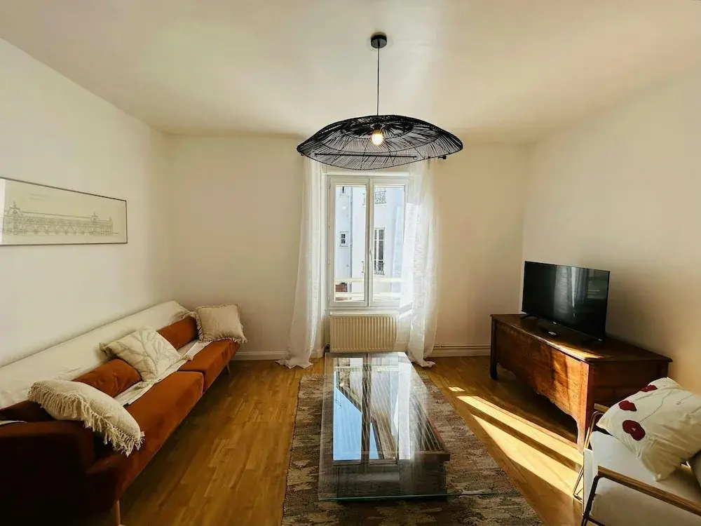 Voir la photo 1 — Le Charmant Gambetta Centre-ville