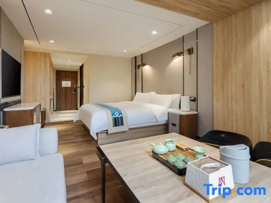 Standard Double room with view (full double bed)