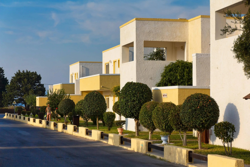 Gaia Royal Hotel