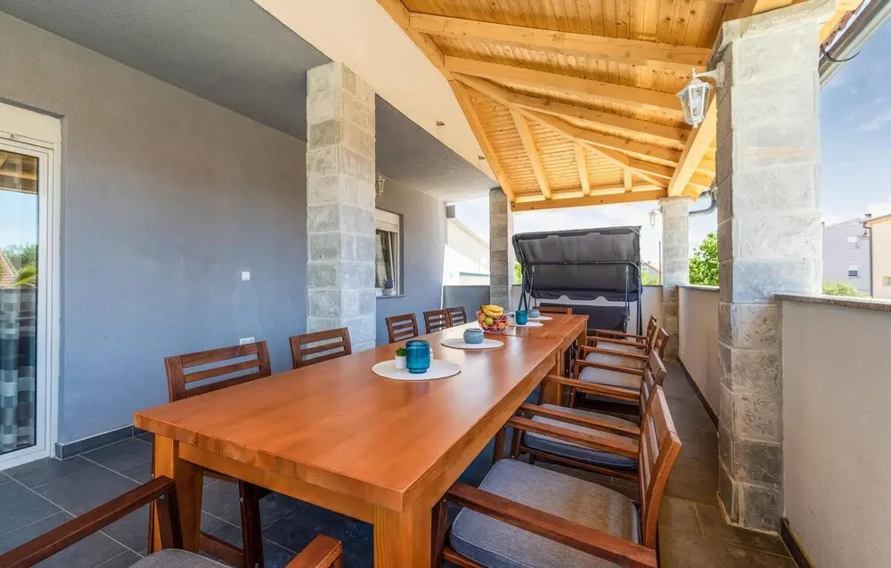 Amazing Home in Benkovac With Outdoor Swimming Pool, Wifi and 6 Bedrooms