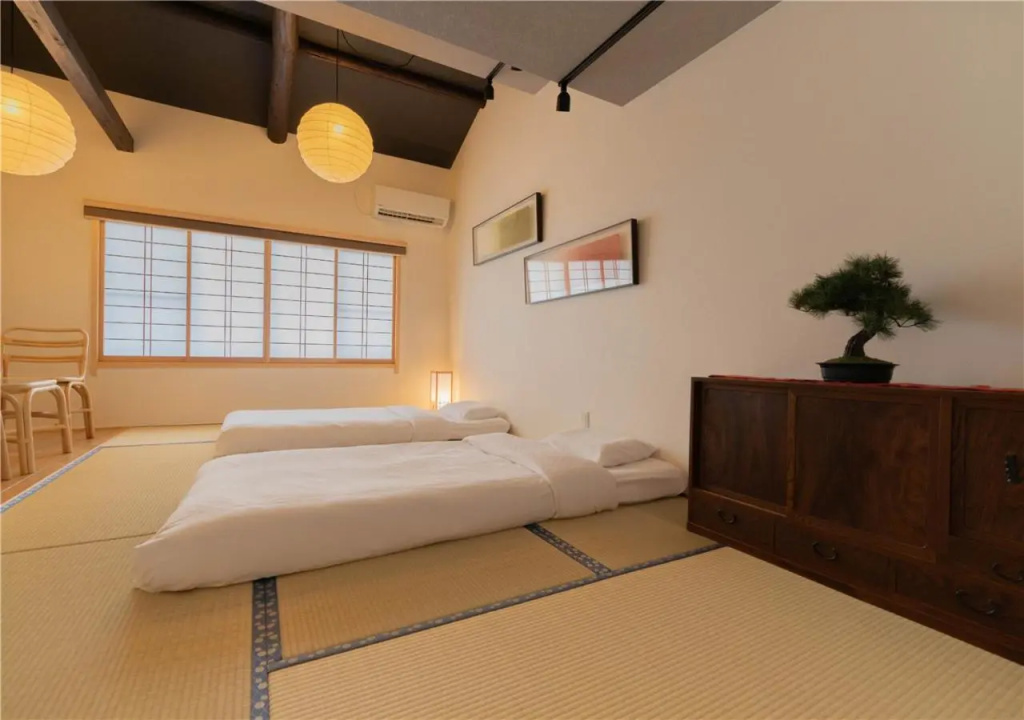谷町君・星屋・秋の家