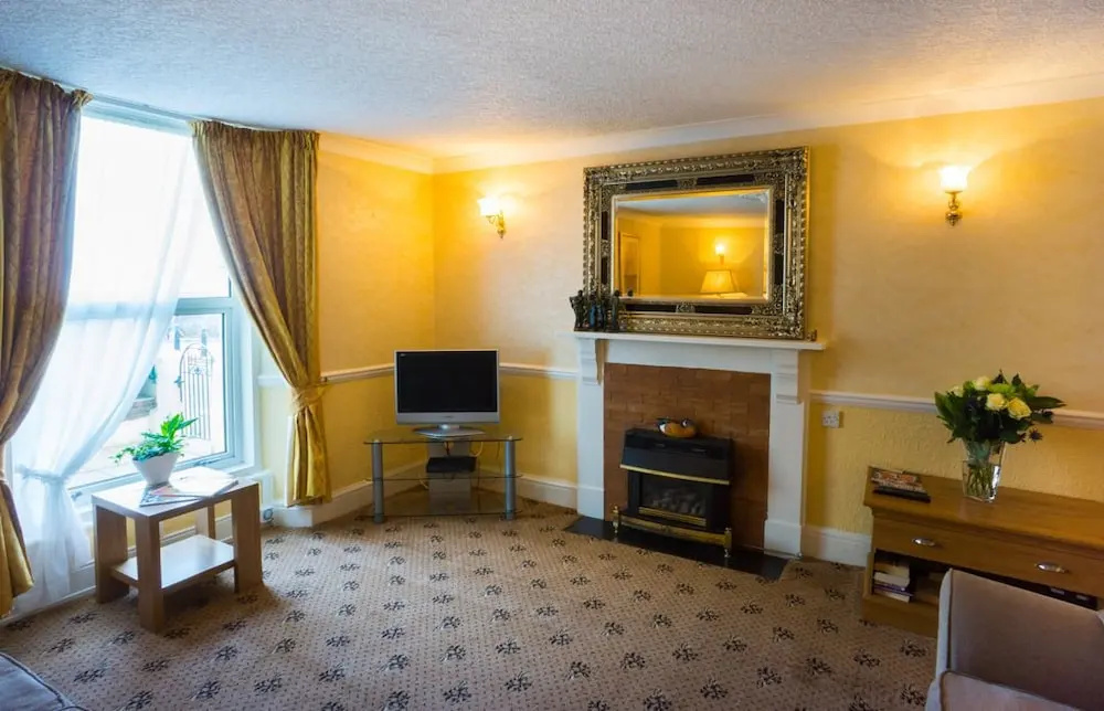 Hotel photo 12