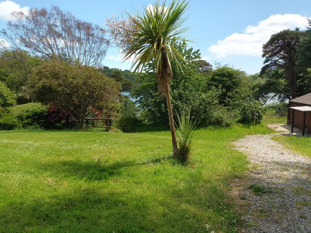 Sea View 1-bed Cottage With Private Garden
