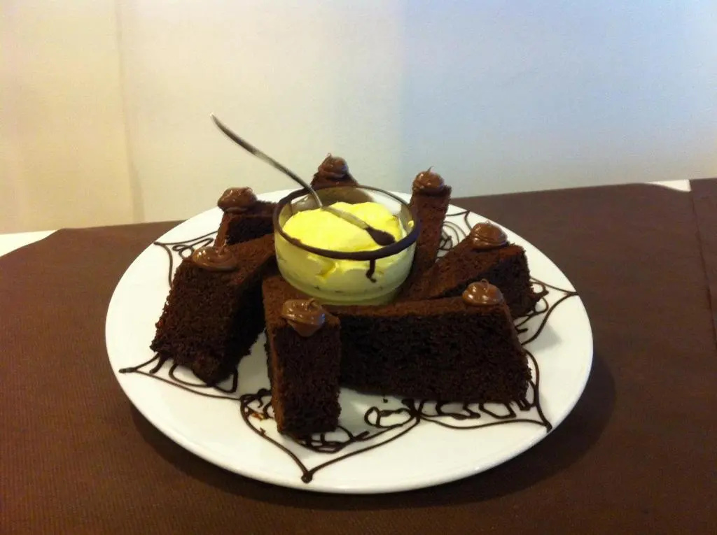 Food & Beverage