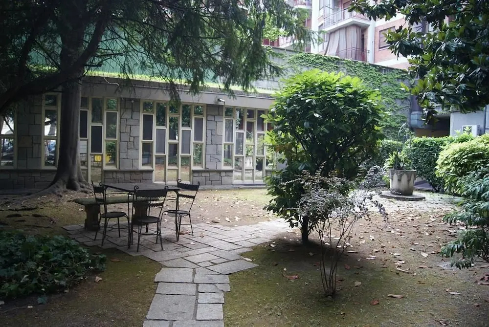 Hotel photo 12
