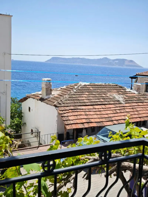 Standard Double room with sea view (full double bed)