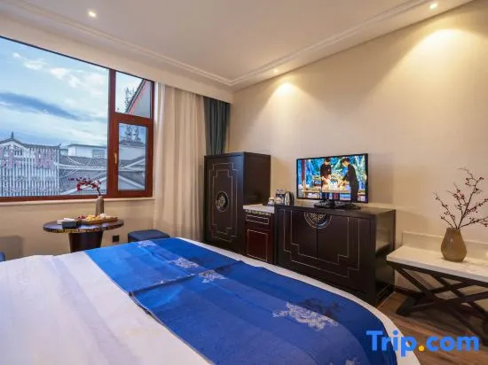 Standard Double Family room with mountain view (full double bed)
