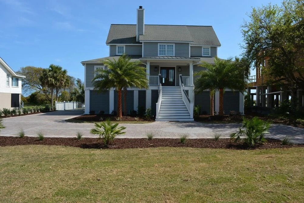 3602 Palm Boulevard