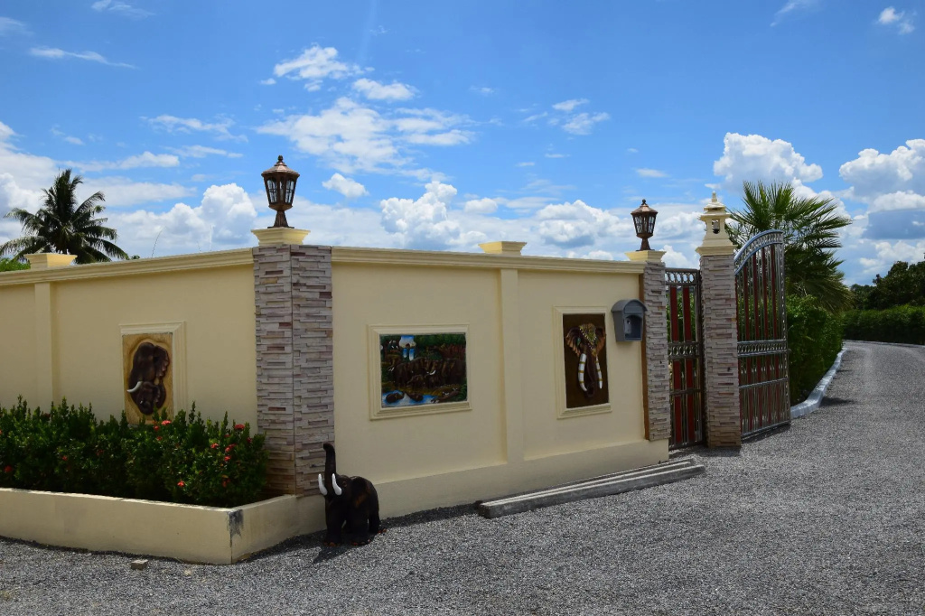 SB Holiday Resort.