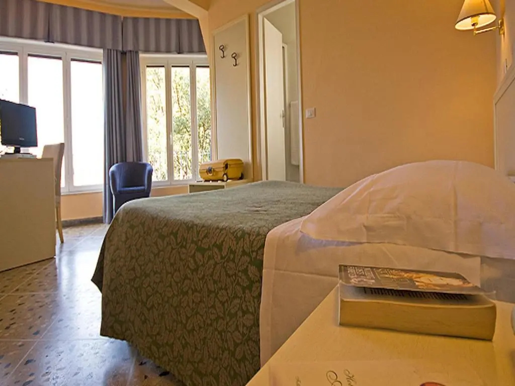 Comfort room