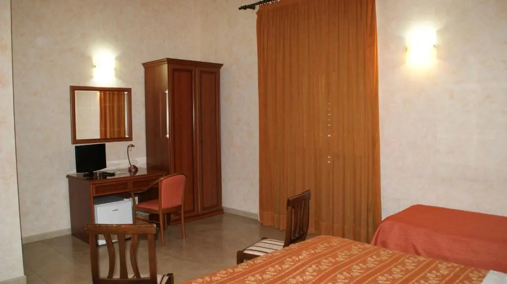 Hotel Gresi - Chambres