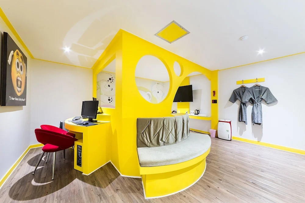 Hotel photo 2