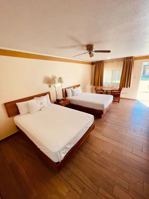 Standard Double room with garden view (full double bed)