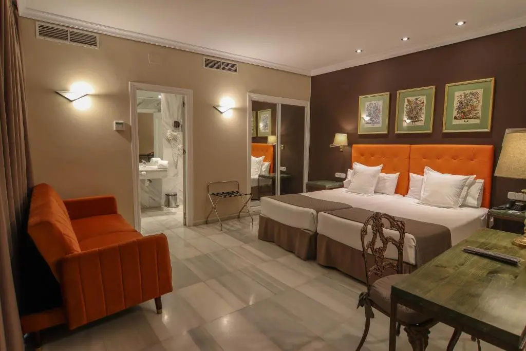 Hotel San Gil Sevilla - Chambres