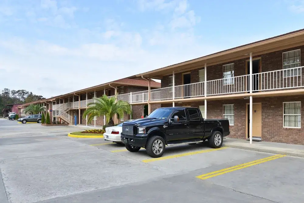 Americas Best Value Inn And Suites Savannah Garden City