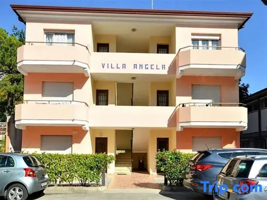 Chic Family Vacation House in Bibione