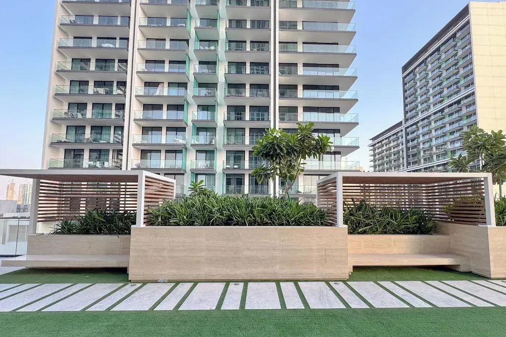 PVH - City View 1BR - Binghatti House