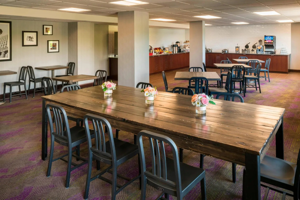 Four Points by Sheraton Boston Logan Airport Revere - Général