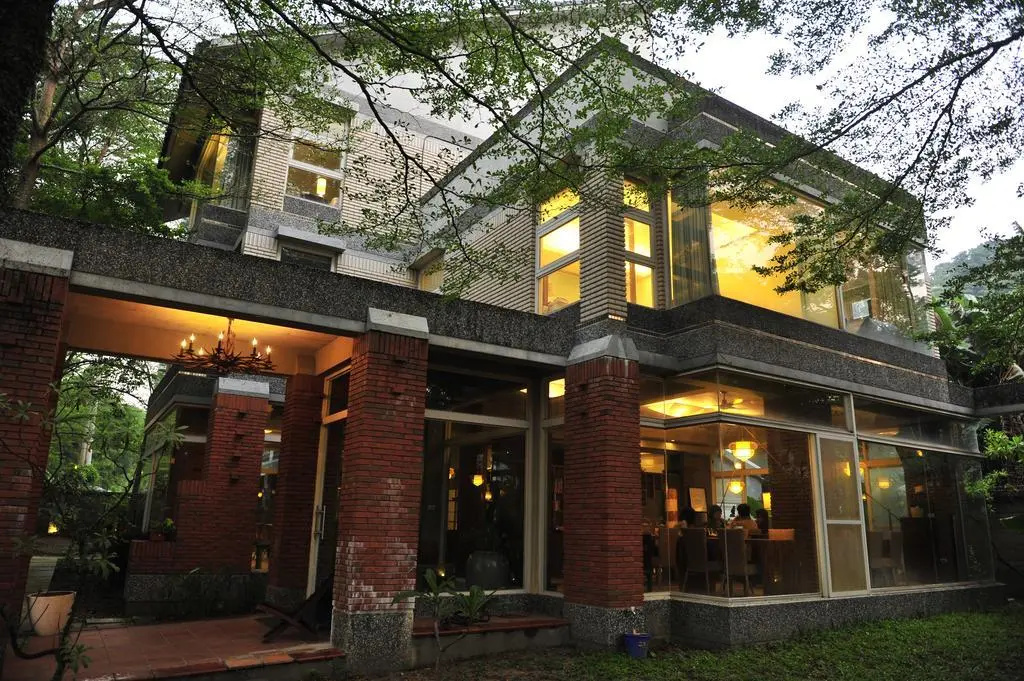 Ming Shan Villa