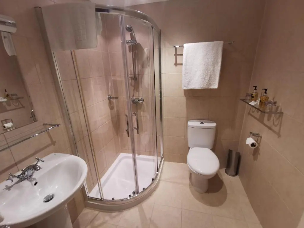 Rose In Vale Country House Hotel - Chambres