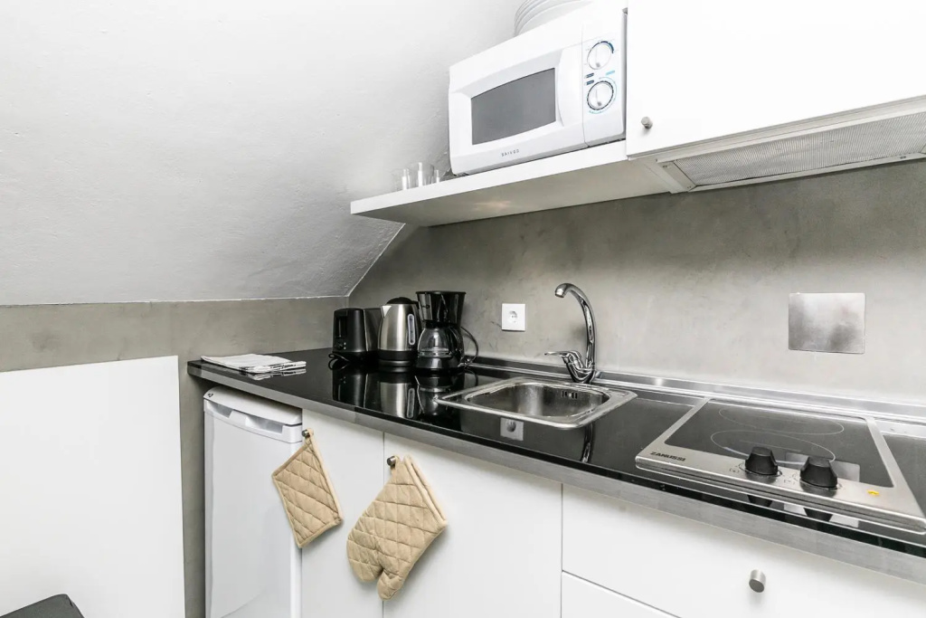 Brand new and perfect location: historic center