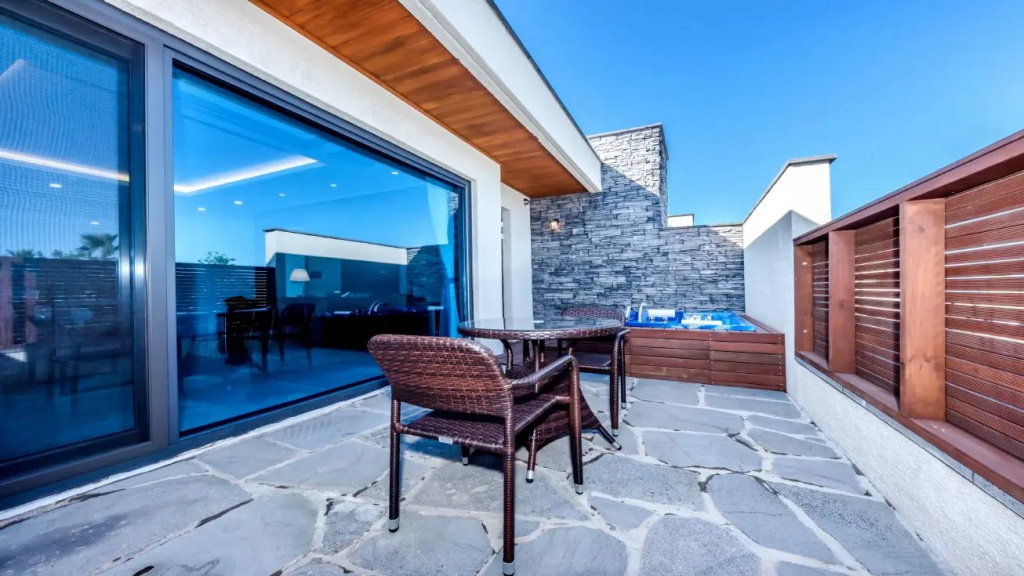 Standard room with ocean view