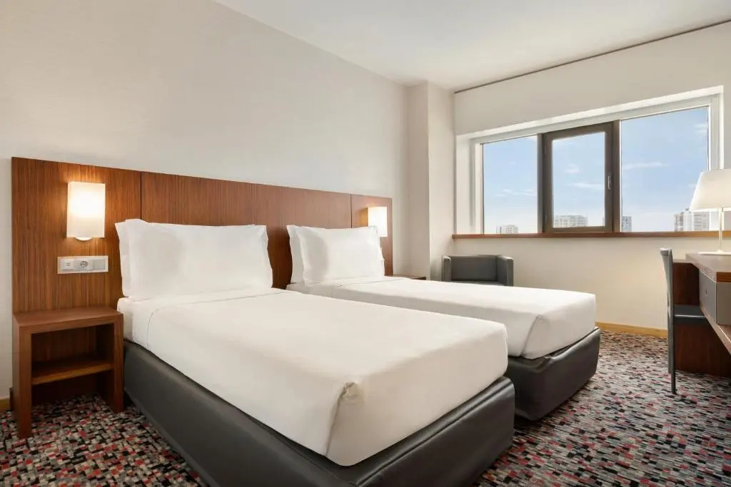 Ramada by Wyndham Lisbon - Chambres