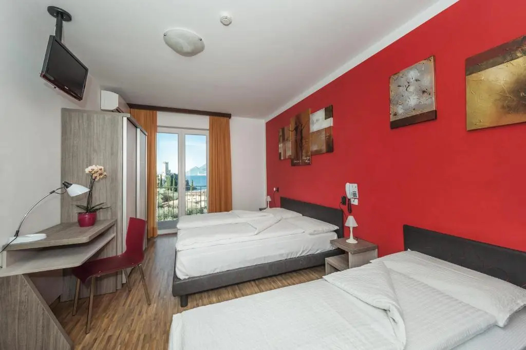 Hotel Garni Ischia - Chambres