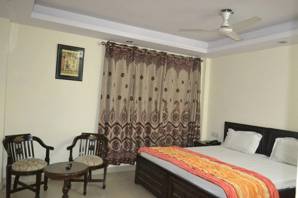Hotel Apple Villa @ Paharganj