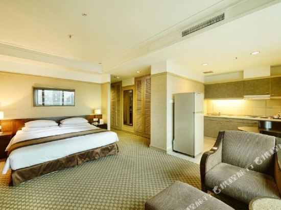 Pacific Regency Hotel Suites