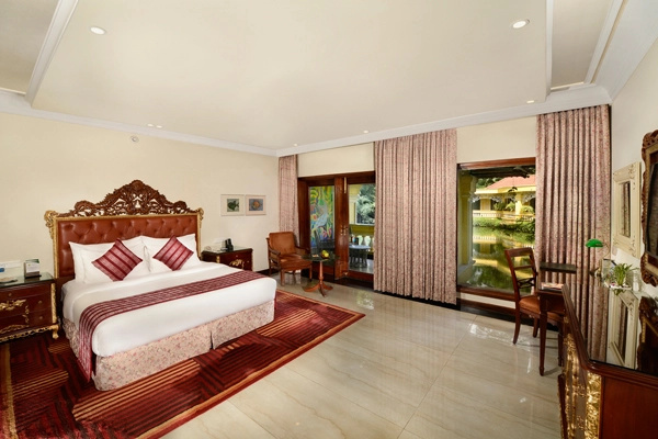 Executive Cottage