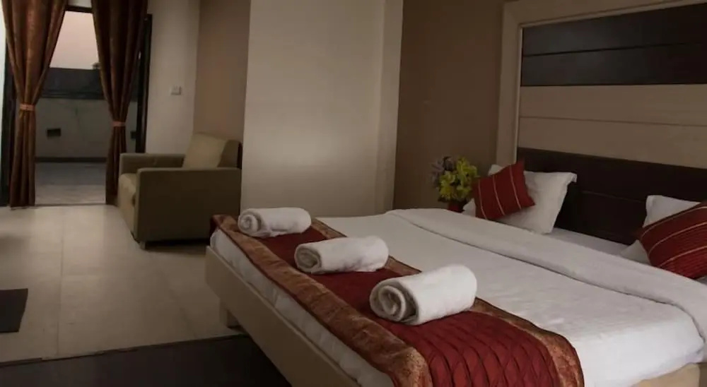 Pacific Inn Huda City Center - Général