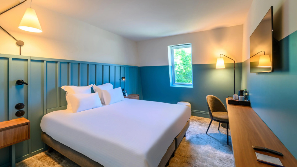 Standard Double room (full double bed)