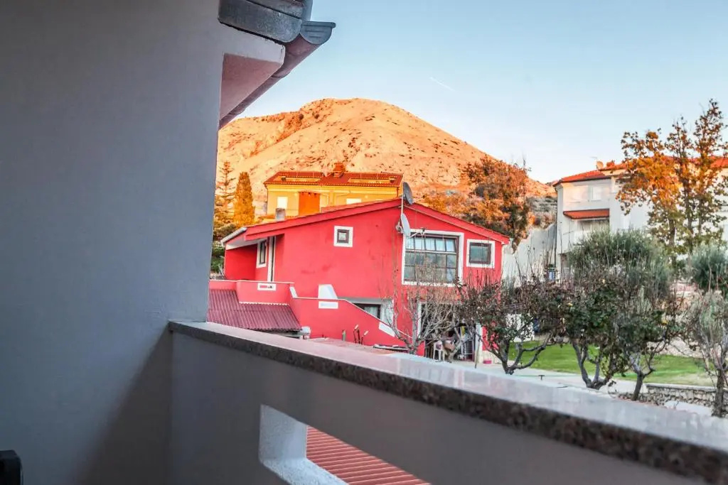 Standard Double room with balcony and with garden view (full double bed)