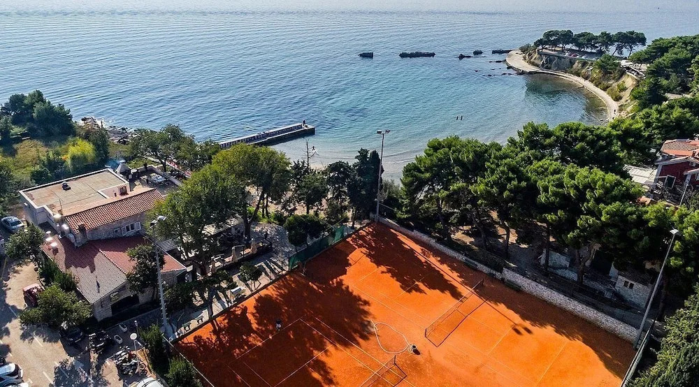 Firule Tennis Beach Apartment