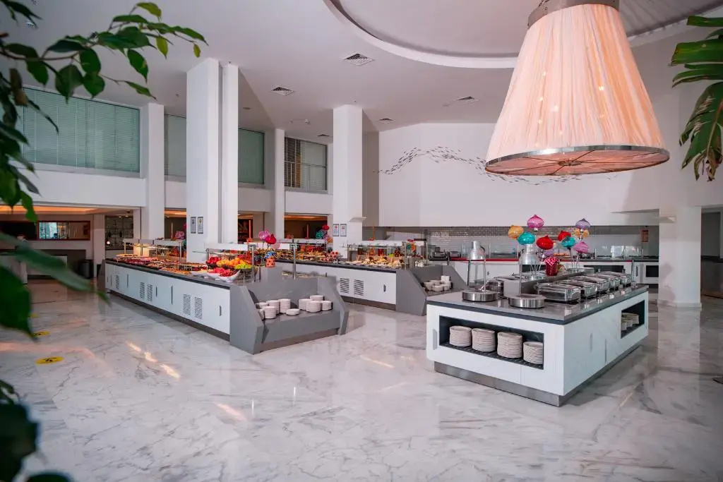 Lobby & Reception