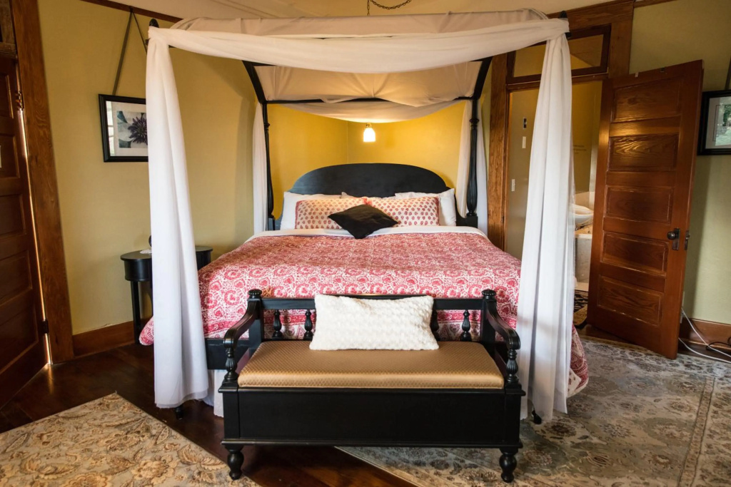 Balch Hotel — 5