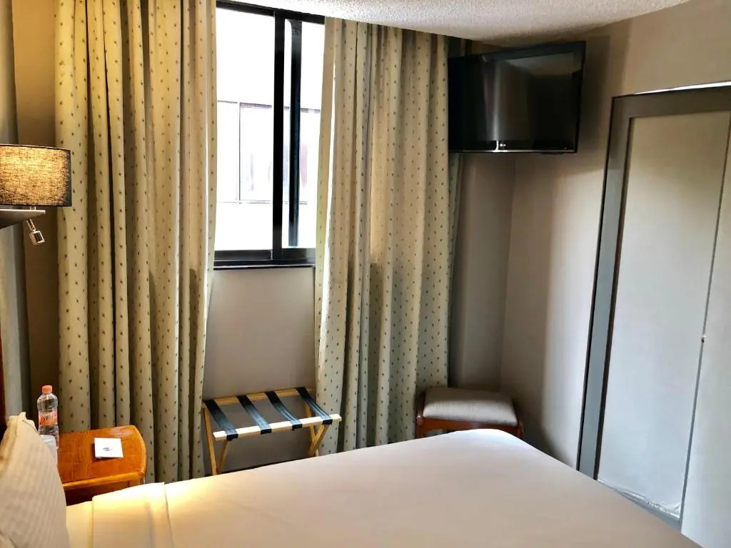 Hotel Canada Central - Chambres
