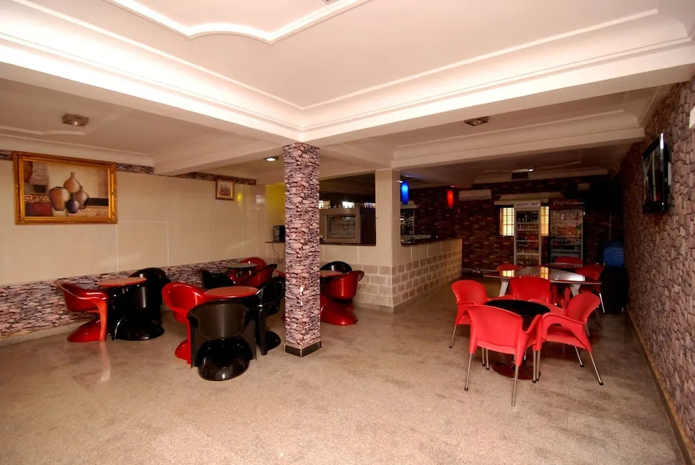 Hotel photo 12