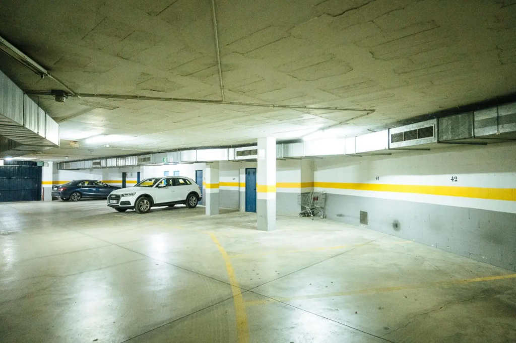 acogedor piso con parking santa justa