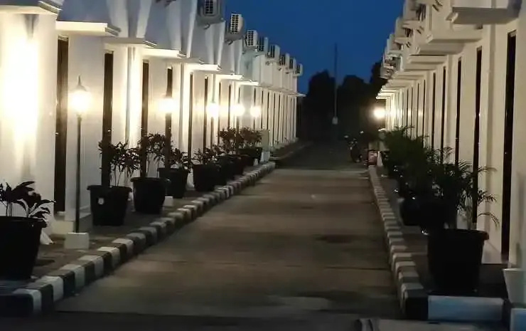 Two Rich Hotel Jepara by KIYANA