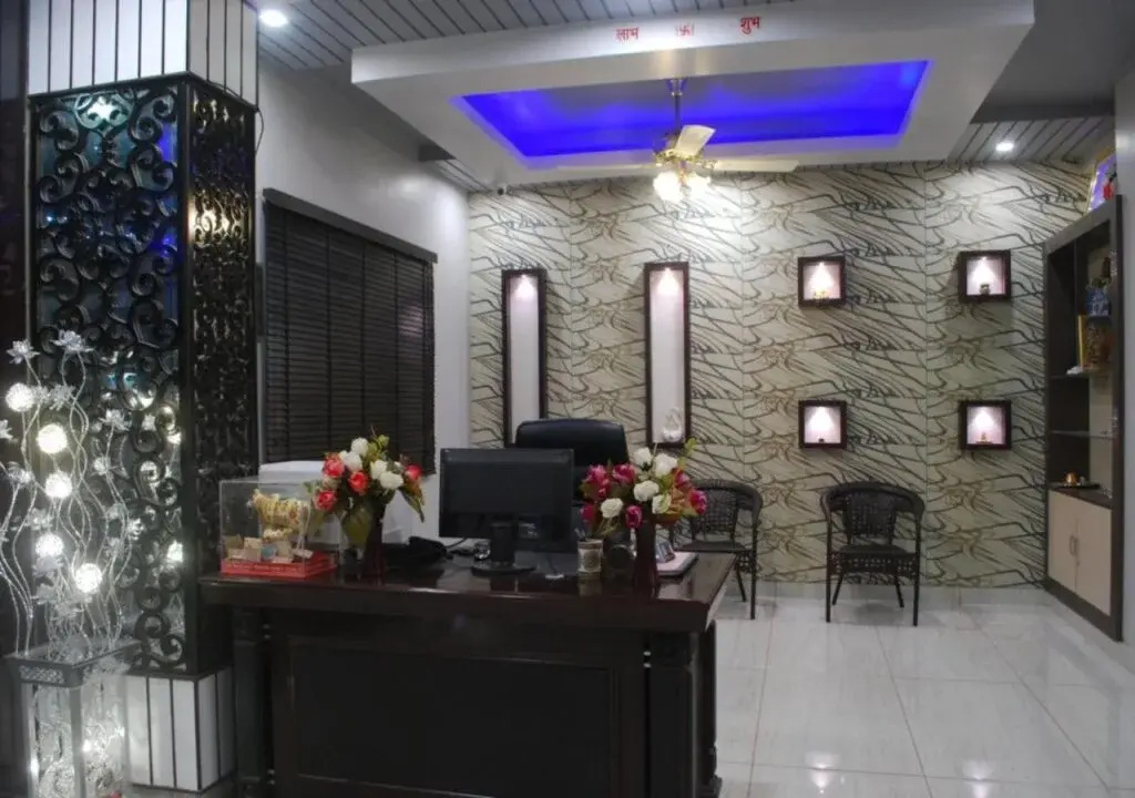 Hotel Royal Rawat Palace