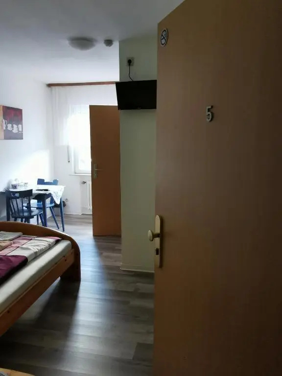 Gasthaus und Pension Zum Stausee - Chambres