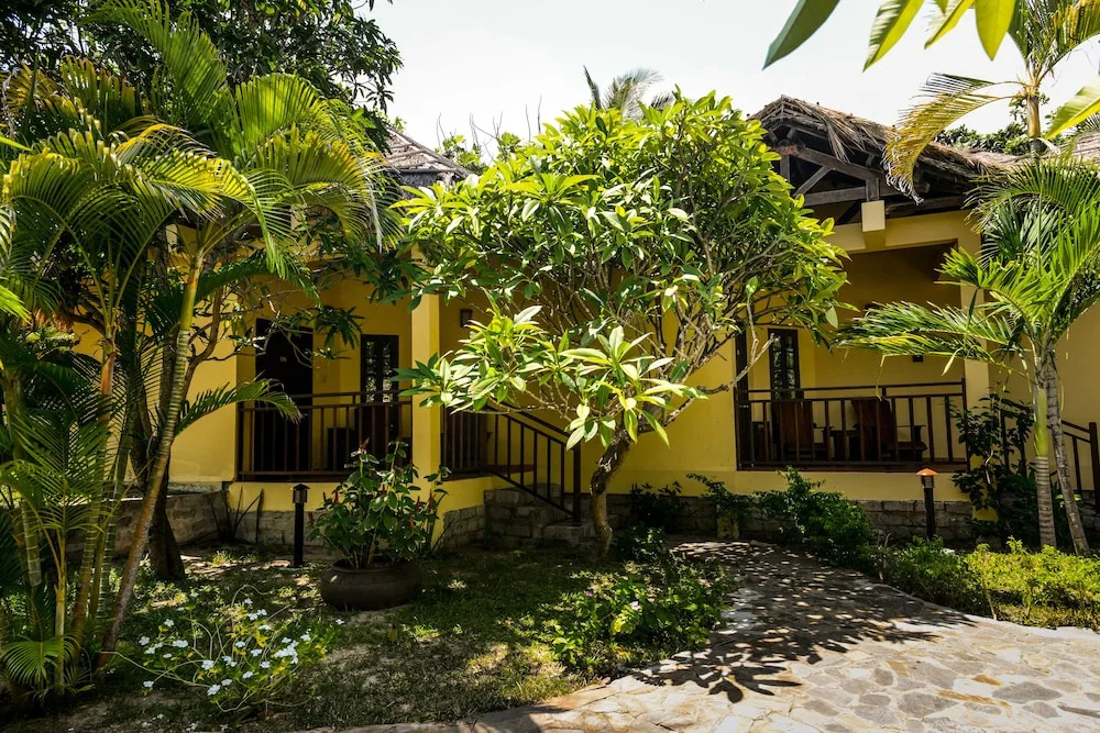 White Sand Resort