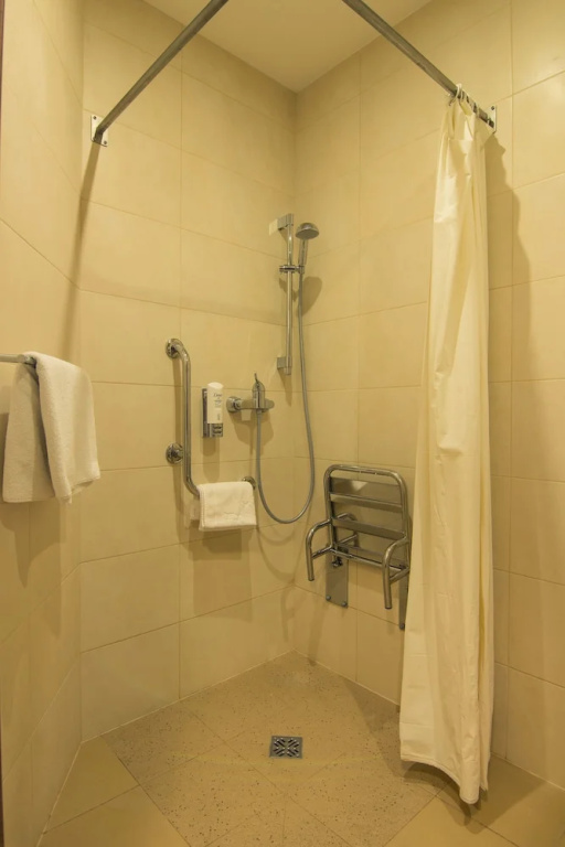 Comfort room